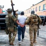 EEUU detiene a más de mil inmigrantes durante redadas en Minnesota que dejaron una persona muerta y manifestaciones